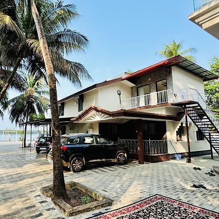 The Backwater Homestay 乌杜皮 外观 照片