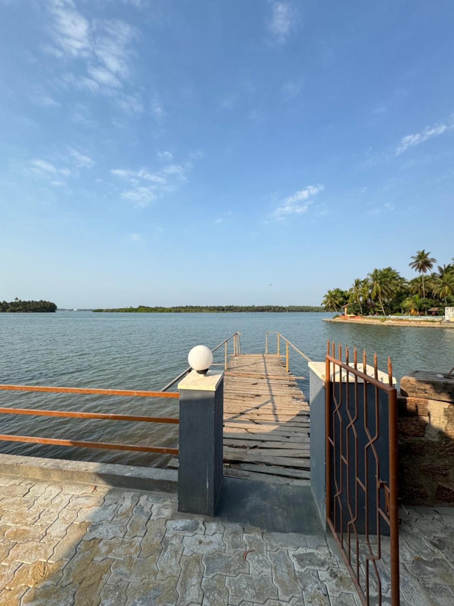 The Backwater Homestay 乌杜皮 外观 照片