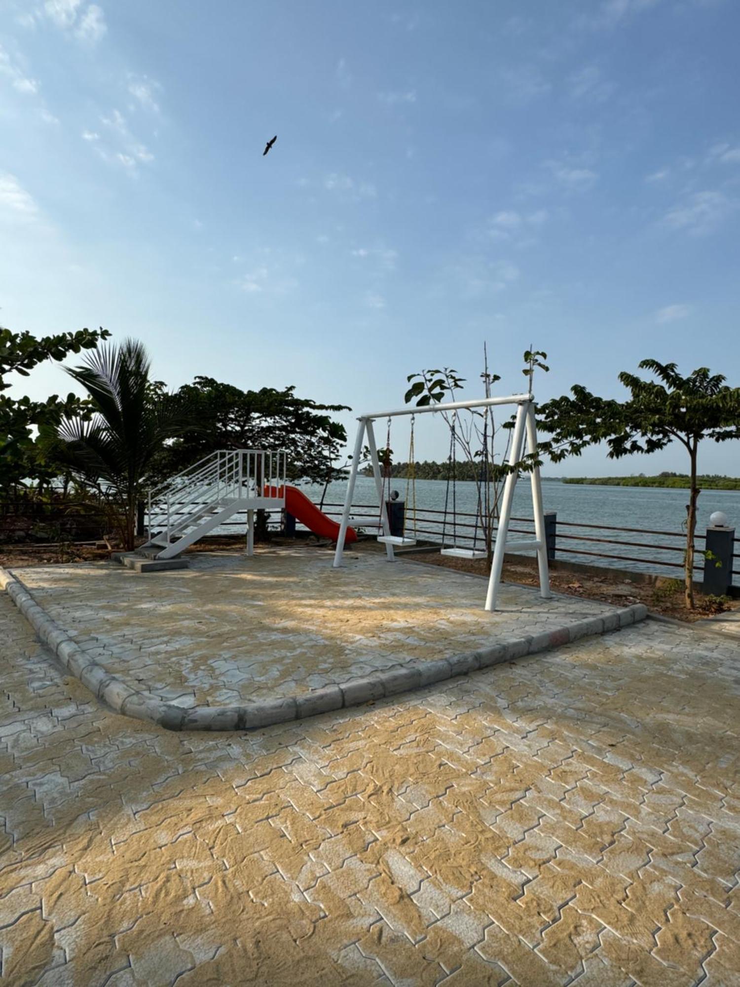The Backwater Homestay 乌杜皮 外观 照片