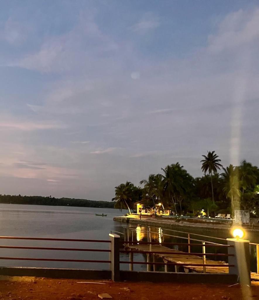 The Backwater Homestay 乌杜皮 客房 照片